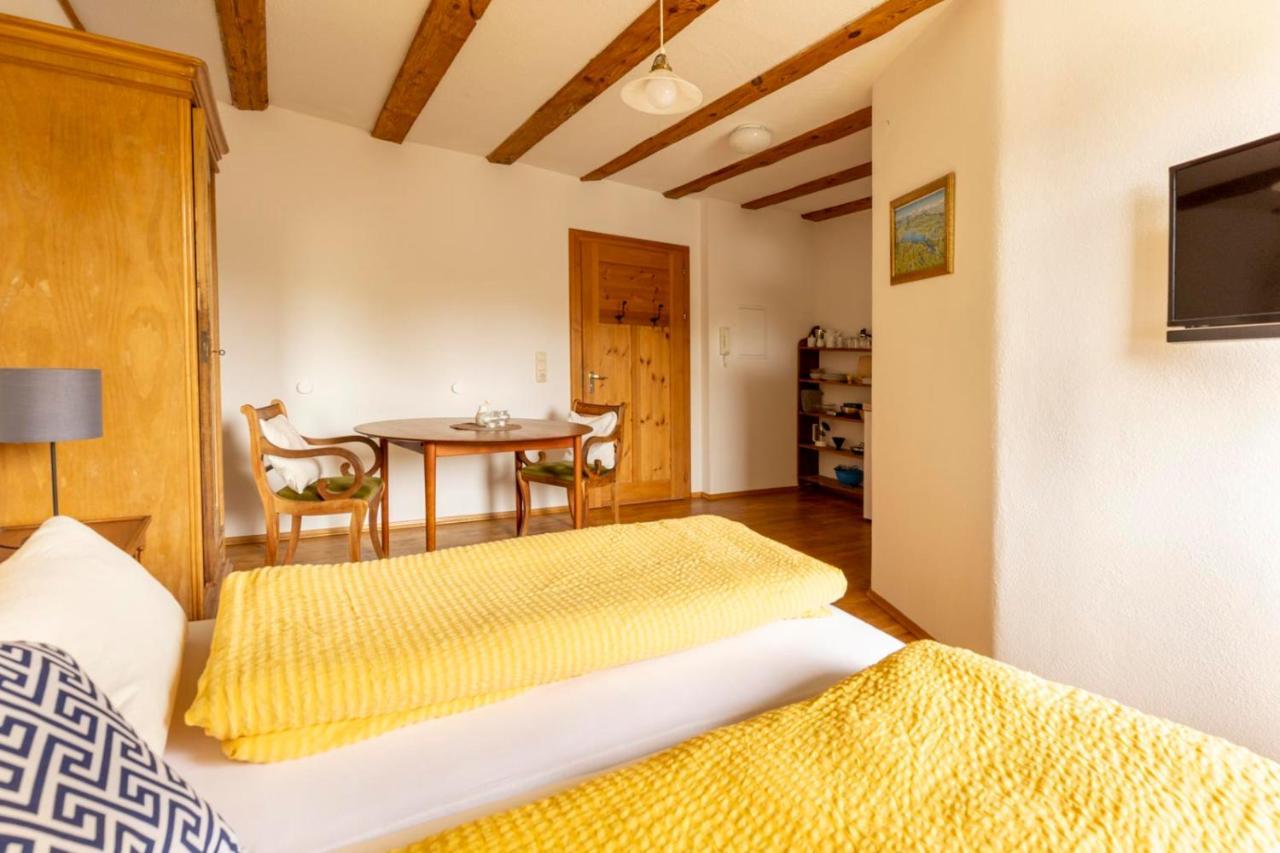 Bio Hofgut Wiggenweiler Apartment Bermatingen Bagian luar foto