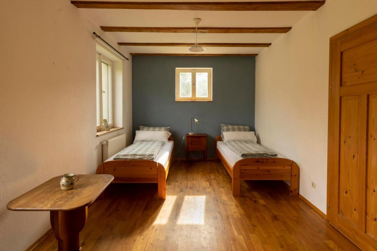 Bio Hofgut Wiggenweiler Apartment Bermatingen Bagian luar foto